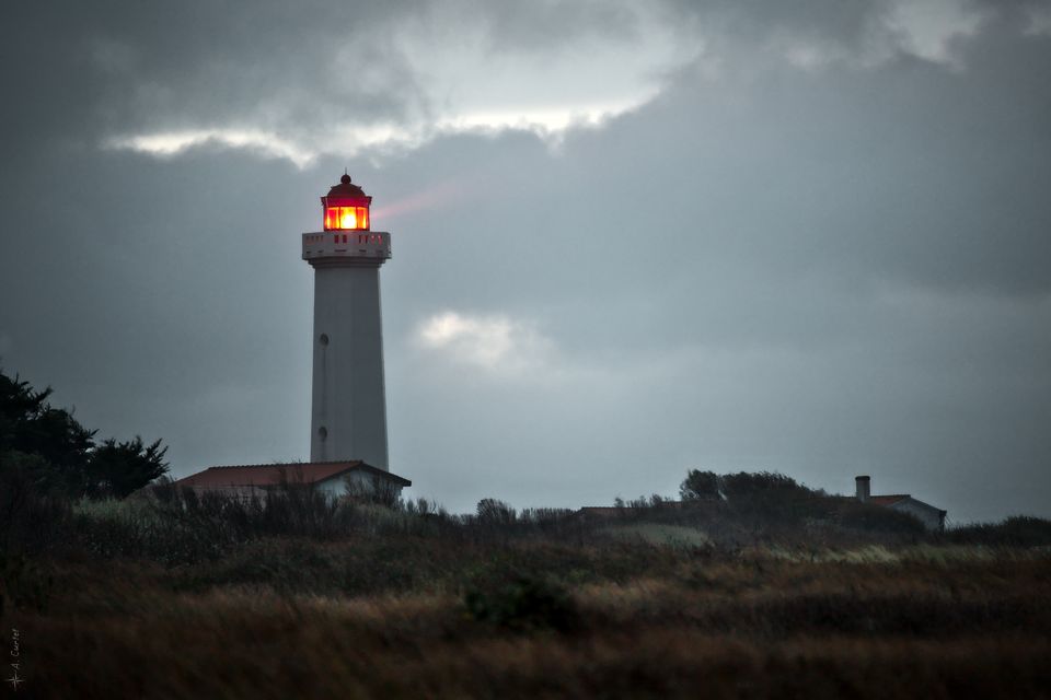 IMG 1053 Les Corbeaux lighthouse fb